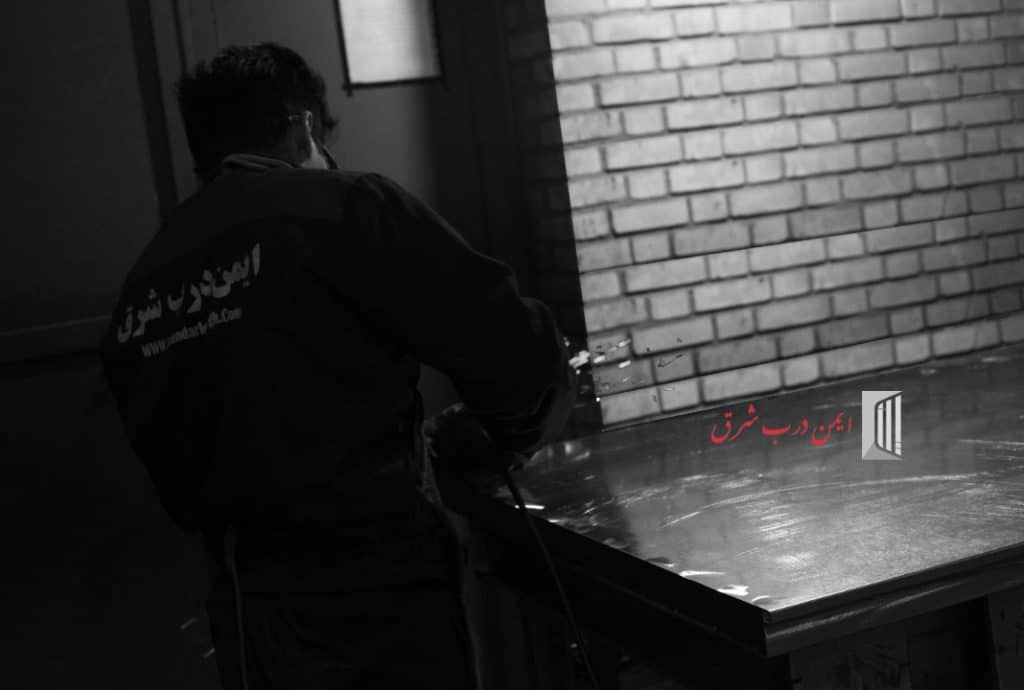 برش ورق در ابعاد درب ضد حریق