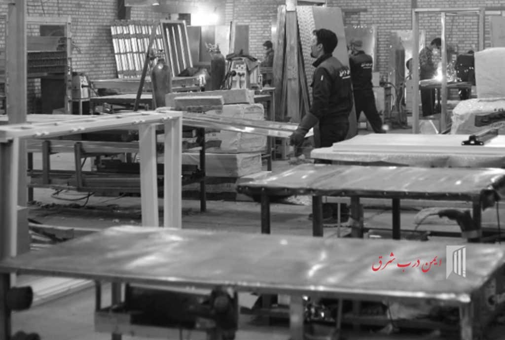 رنگ آمیزی و طرح دار کردن
